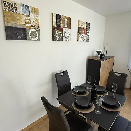 Apartment Zentrale Und Charmante In Seenaehe *